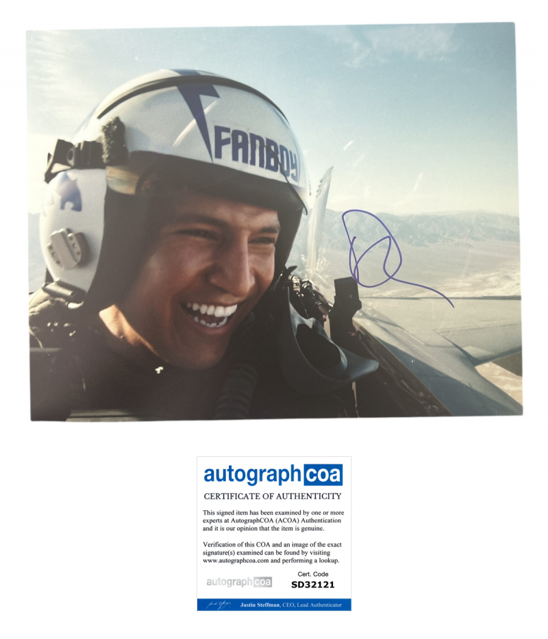 Danny Ramirez - 10x8 - top gun : maverick - “fanboy” - ACOA