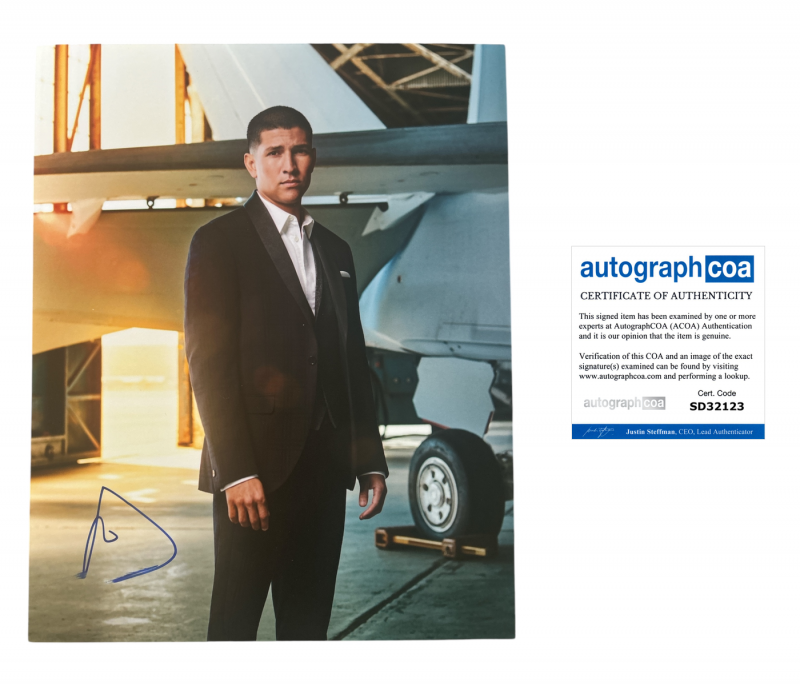 Danny Ramirez - 10x8 - top gun : maverick - “fanboy” - ACOA