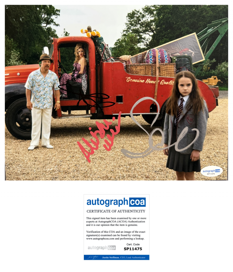 Stephen Graham , Andrea Riseborough & Alisha weir - 10x8 - Acoa