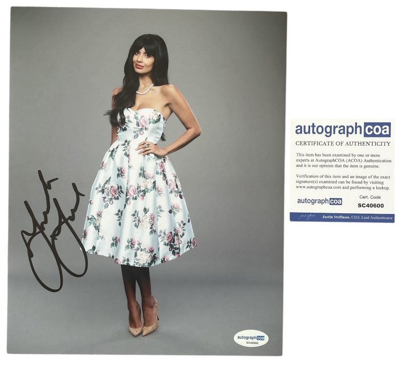 Jameela jamil - 10x8 - sexy - ACOA